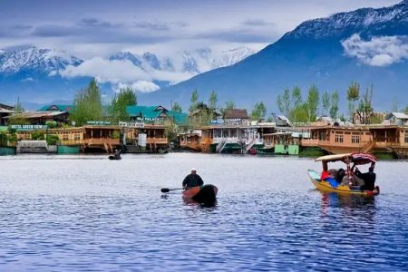 Romantic Jammu Kashmir Honeymoon Package
